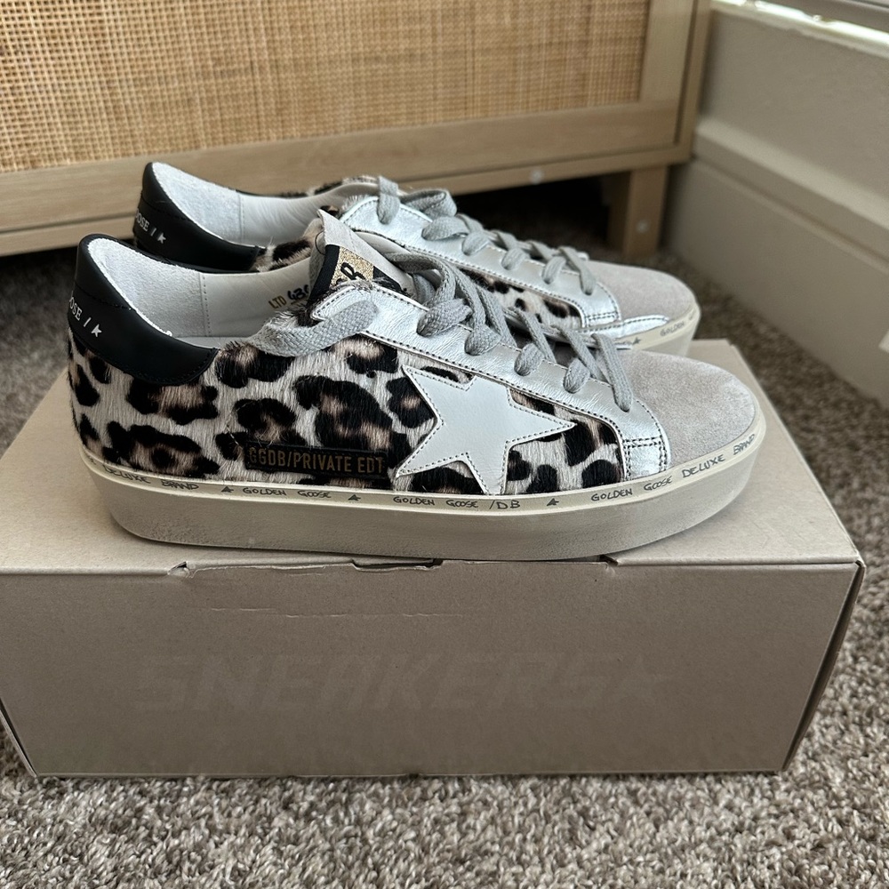 BN- Golden Goose Hi Star with List
